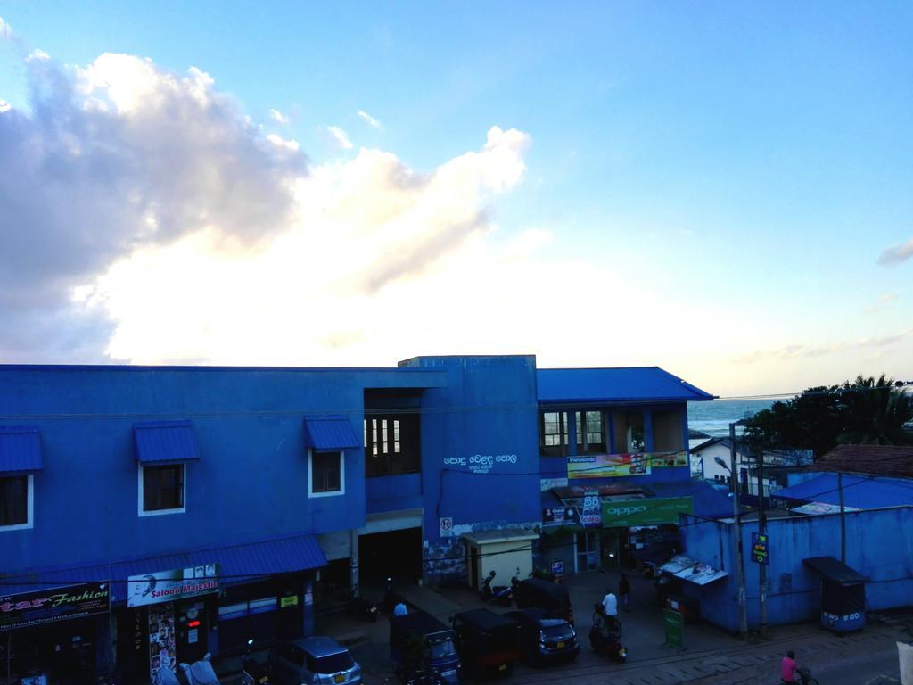 Randhi La Beach View Lounge Hikkaduwa Exterior photo