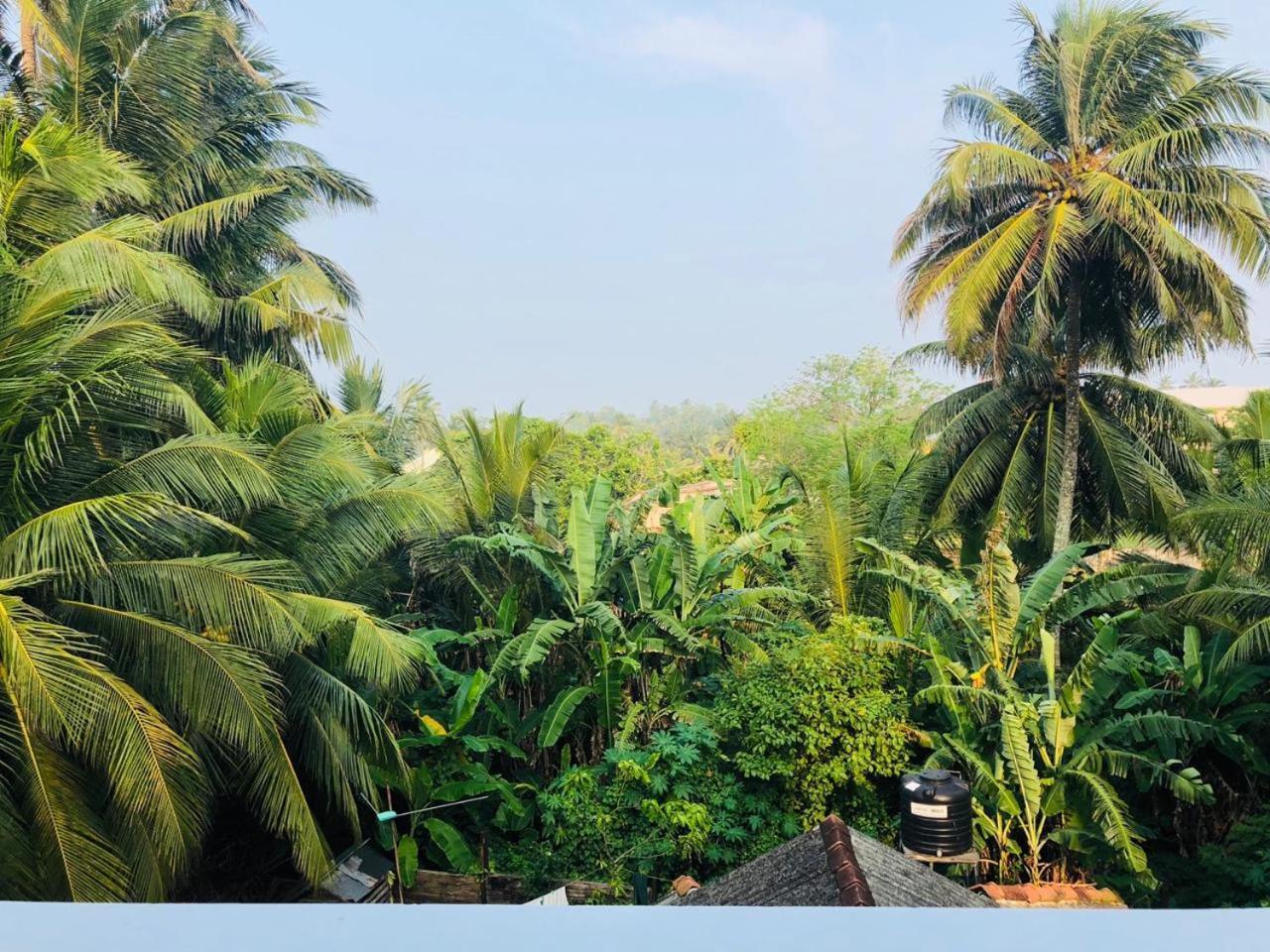 Randhi La Beach View Lounge Hikkaduwa Exterior photo